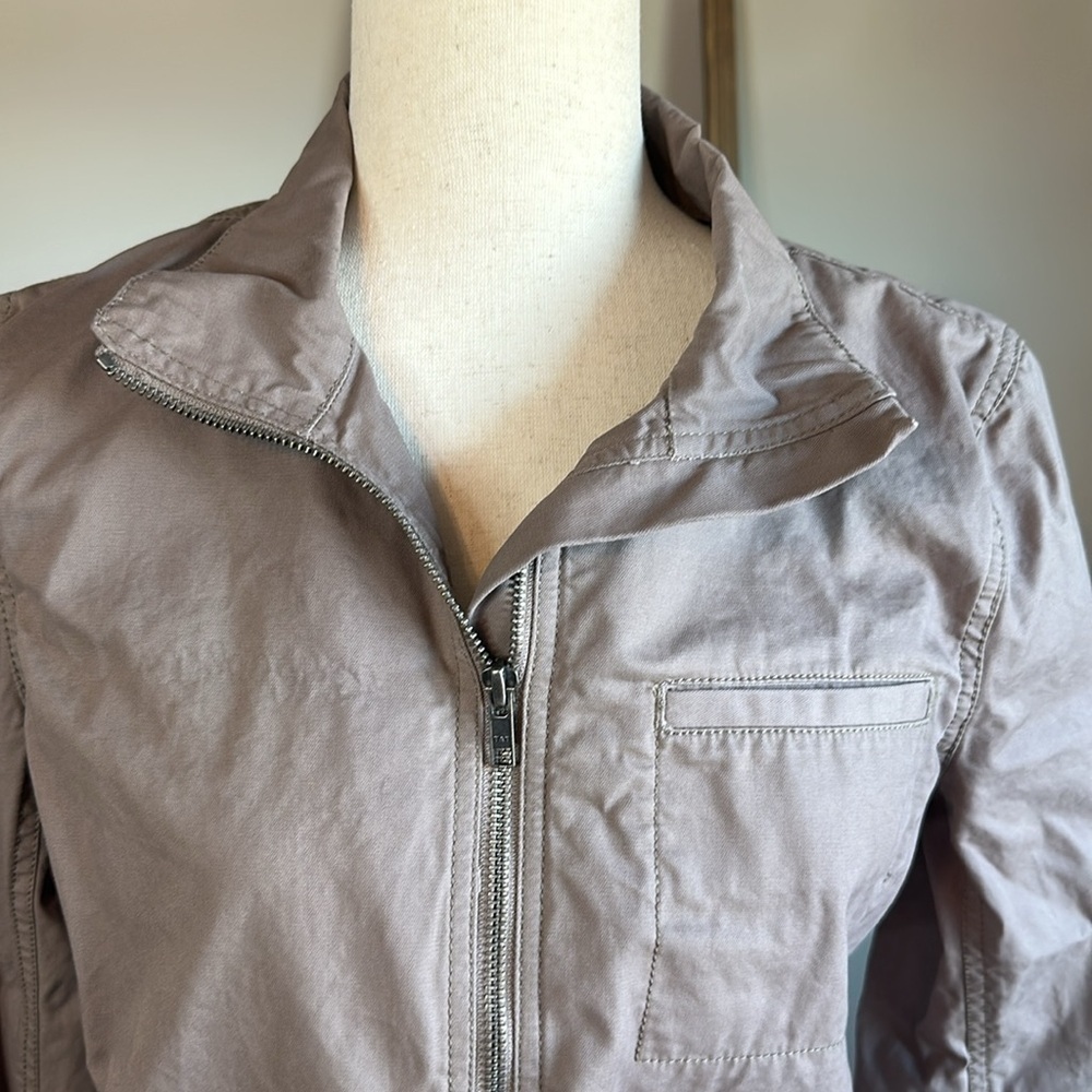 Ann Taylor LOFT Utility Jacket Size Medium with Interior Drawstring in GUC - Picture 3 of 17